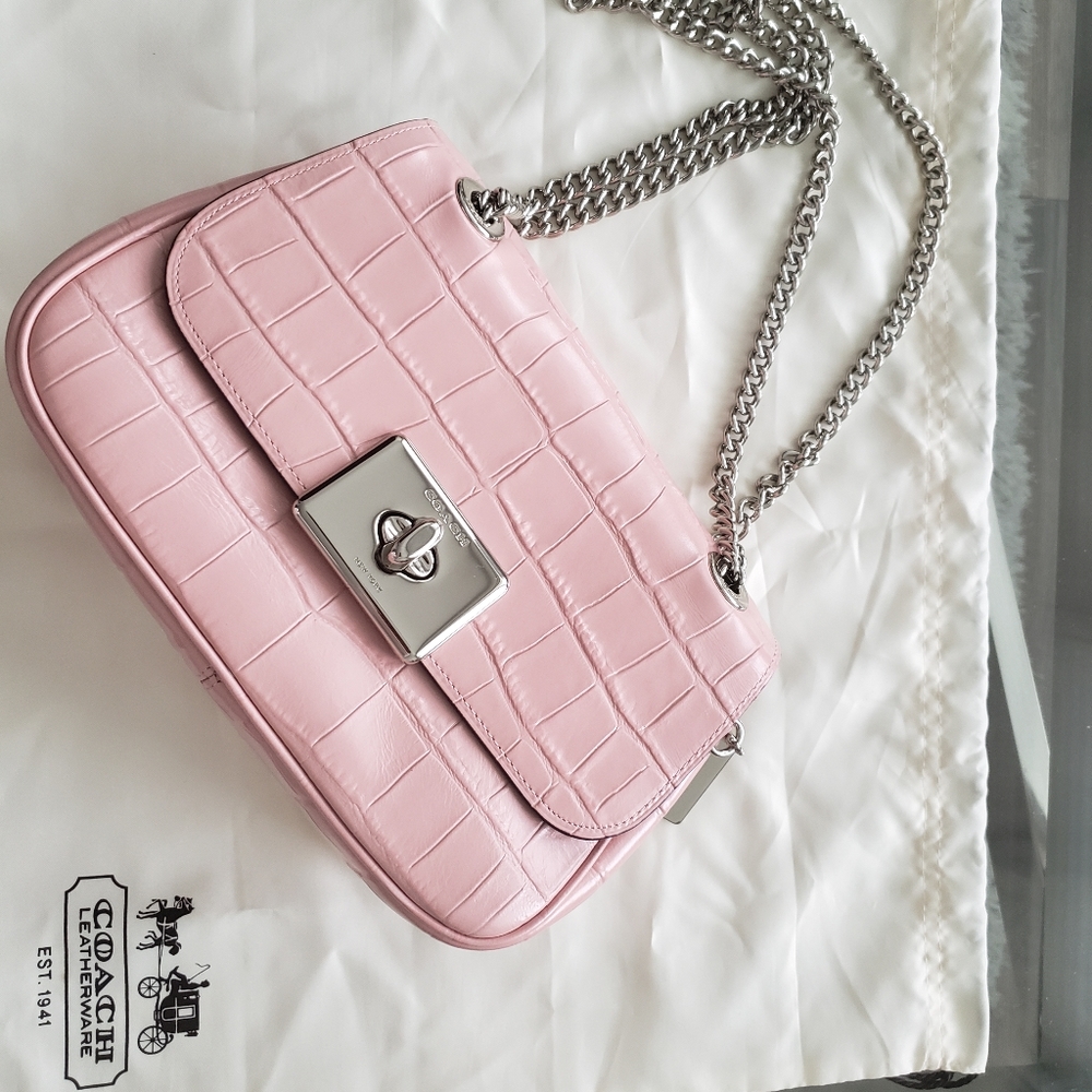 🌸Like New Coach Cassidy croc crossbody🌸